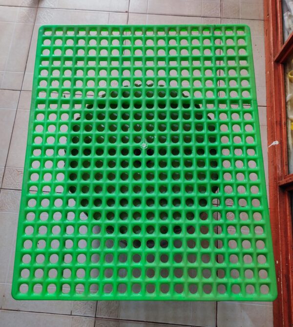 Rabbit Cage Mat – Rabbit Floor Mat / Rabbit Flooring Pad / Rabbit Hutch Floor Mat / Rabbit Foot Protector 59cm x 49cm